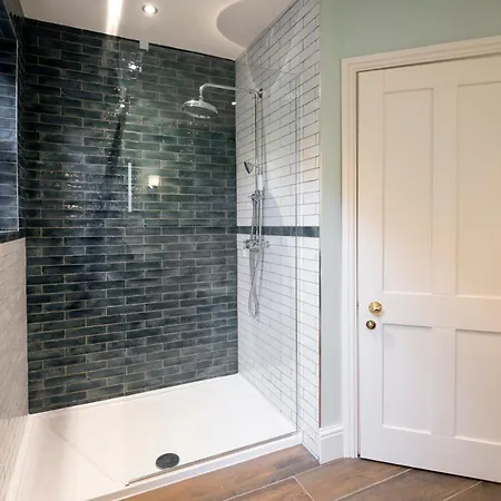 Victorian Luxury Holiday home Harrogate