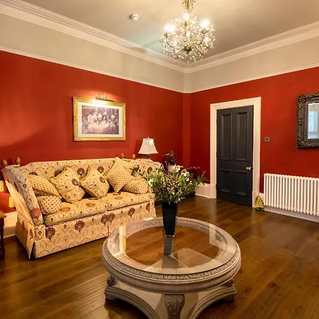 Victorian Luxury *