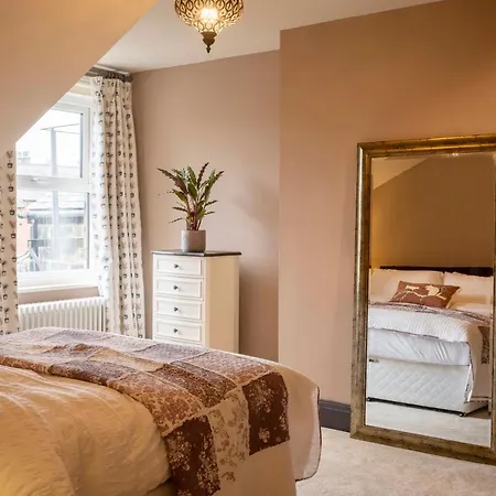 Victorian Luxury Holiday home Harrogate
